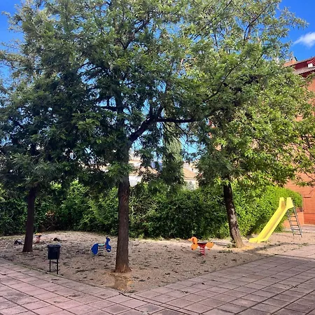 Lirio & Parking & Piscina Cordoba