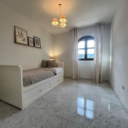 Apartment Lirio & Parking & Piscina *