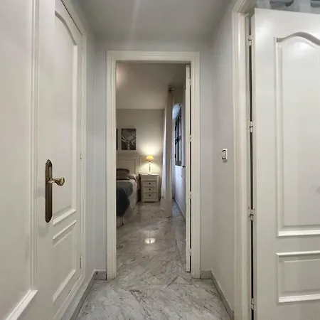 Apartment Lirio & Parking & Piscina Cordoba