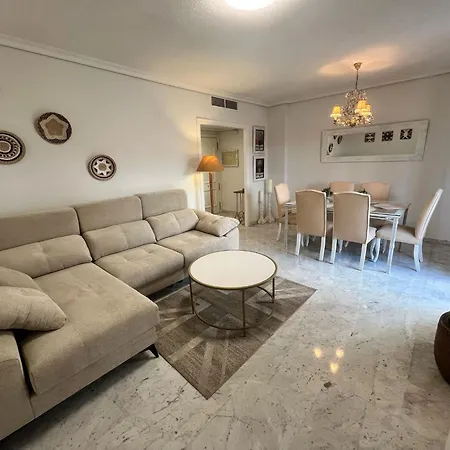 Apartment Lirio & Parking & Piscina