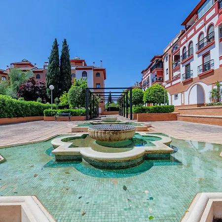 Lirio & Parking & Piscina Apartment